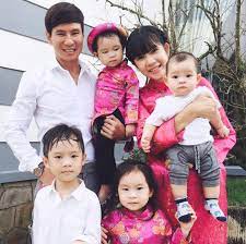 Rio (9 tuổi), cherry (7 tuổi), sunny (5 tuổi) và mio (4 tuổi). Khoáº£nh Kháº¯c Ä'áº¹p Cá»§a 4 Con CÆ°ng Gia Ä'inh Ly Háº£i Vietnamnet