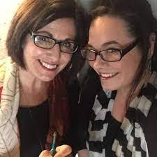 Isabel Crane's Instagram, Twitter & Facebook