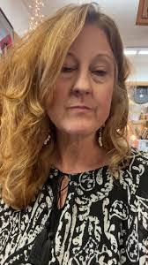 Barbara Busbin's Instagram, Twitter & Facebook