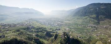 Jun 28, 2021 · eventuell schafft er es sogar auf platz drei, das wird heute ermittelt. Aktuelles Wetter In Dorf Tirol Bei Meran Sudtirol