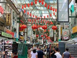 A daily flea market sells everything from clothes and electronics to perfumes, cds. Kuala Lumpur Reise Guide Sehenswurdigkeiten Highhlights Tipps