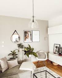 Starten Wir Die Woche Direkt Mit Einem Vorher Nachher Swipe Fur Das Ergebnis Mit Der Neuen Wandfa In 2020 Room Inspiration Home Decor Living Room Designs