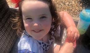 SING ALONG: Betsy's show stopping performance amazed a Chorleywood street 