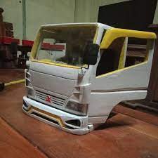 Reviuw kabin miniatur truck canter 1:10 full spek mirip asli jangan lupa untuk like, comment dan share jugaa yaa, yang. Kabin Miniatur Truk Canter 2 8 Turun Harga Shopee Indonesia