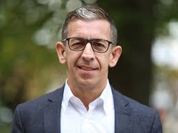 Sie bezeichnet sich als vertreterin des „dritten lagers und sieht sich selbst im erbe des nationalliberalen wertesystems der. Andreas Reindl Wie Aus Dem Koch Ein Fpo Politiker Wurde Sn At
