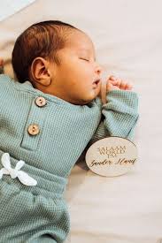 Maternity & Newborn Photographer in Albany, NY