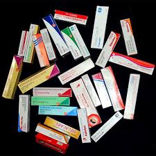Cortisone cream is a topical corticosteroid ointment that reduces inflammation to areas where applied. Topical Steroid Addiction Maggie Semple
