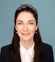 Gloria Fong's Instagram, Twitter & Facebook