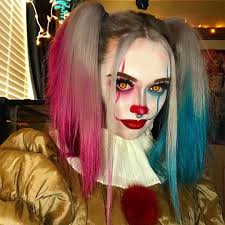 Penny Quinn's Instagram, Twitter & Facebook