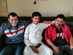 موسى الخنيزي مختطف الدمام يكشف حقيقة اشتراطه تنازل والديه عن الخاطفة مقابل العودة وقرارهما بعد رؤيته صحيفة المرصد