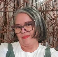 🖤🕊 Te fuiste, y con tu partida, una parte de mi alma quedó en silencio  para siempre. Duele cada segundo sin ti… no solo por tu ausencia física,  sino por el vacío