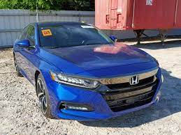 Free service on bid history from insurance auctions, whether the car was traded at other auctions, open a free vin report, see photos from auctions. Honda Accord Sport 2018 Blue 2 0l 4 Vin 1hgcv2f34ja000141 Free Car History