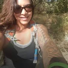 Where to donate food in SCV for families in need?