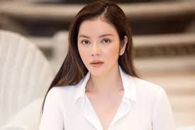 Lý nhã kỳ chia sẻ với zing.vn về mối quan hệ kéo dài 9 năm với bạn trai là con một gia đình quyền thế tại tp.hcm. Cai áº¿ Ä'áº§y Láº¡ Lung Va Nghá»‹ch Ly Cá»§a Ly Nha Ká»³ Tin Tá»©c Má»›i Nháº¥t 24h Ä'á»c Bao Lao Ä'á»™ng Online Laodong Vn