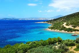 Bodrum, known in the ancient times as halicarnassus which was the capital of caria, was the birthplace of herodotus and the site of king mausolous' tomb (4th century bc), one of the seven wonders of the ancient world. Morya Bodruma Skolko I Kakie Morya Omyvayut Bodrum