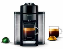 A good coffee maker for a college student, the kitchenaid doesn't confuse you with unwanted features and buzzers and timers you'll never use, what it does do is brew a good cup of coffee efficiently as possible. 6 Best Coffee Makers For College Students 2021