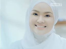 Maybe you would like to learn more about one of these? Iklan Wardah White Secret Day Cream Ria Miranda Make Up Room 30sec 2017 Youtube