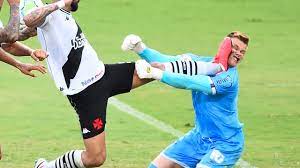 Aqui você aprende como assistir a bahia x vasco da gama ao vivo, online e grátis. Vasco 0 X 0 Bahia Campeonato Brasileiro Rodada 33 Tempo Real Globo Esporte