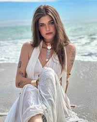 Quién es Carolina Monclús, Mujerdebuenapasta? - Favikon