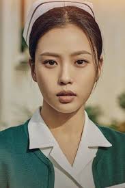 هيهِ انهِ ليسَ فاشلاِ وحتىَ ان يكنَ فهوِ يملكَ قلباِ طيباَ قلتِ انا : Kim Myung Hee Youth Of May Actress Tv Series
