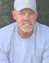 Laurie Mcmullen's Instagram, Twitter & Facebook