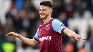 The midfielder suffered a cramp which prevented him joining in on harry kane. Declan Rice Rejects New West Ham Contract Man Utd Interest