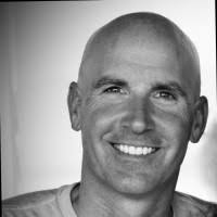 2700+ perfiles de «Landreth»