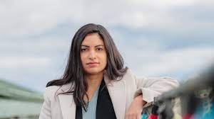 Dadgostar sosyal sigorta sorularının parti. Nooshi Dadgostar Riksdagen Klart Vansterpartiet I Lanet Staller Sig Bakom Dadgostar Svt Nyheter Vi Har Mycket Framfor Oss Att Gora Nu Graycejl Images