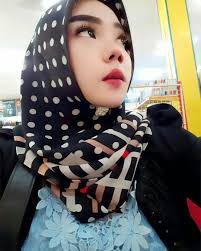 Penikmat Apem Hangat