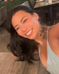 It's Threadline Thursdays! Ask mommy anything :)