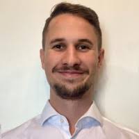 100+ perfiles de «Hembach»