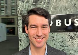 Exzellenz im Fokus: Lorenz Schmid und die Kunst des GLOBUS-Services