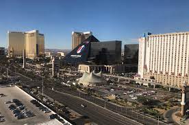 Mandalay Bay Luxor Excalibur Mandalay Bay San Francisco Skyline Luxor