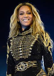 Queen bey marches to the beat of her own drum when it. Beyonce Just Showed Off The Coolest Two Toned Hairstyle Beauty Crew