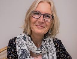 Author's debut novel tells inspiring stories of successful local  businesswomen