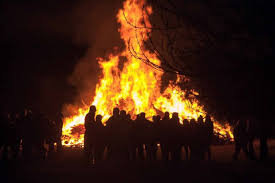 Die Besten Osterfeuer 2018 Zitty