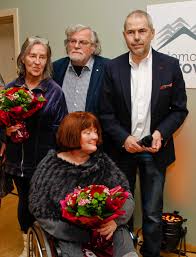 His father, petr eben, was a composer. Tyden Cz Marek Eben S Manzelkou Otevreli Dum Pro Seniory