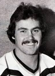 Player photos for the 1975-76 Peterborough Petes at hockeydb.com