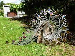 Bill Clarke Of Forged And Crafted Peacock Sculpture Made For A Client In Cromwell Nz Garden Art Metal Birds Peacock Art