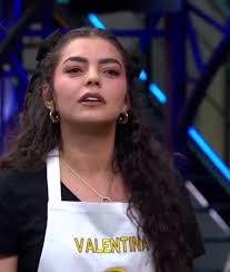 Apenas esta empezando master chef y ya hay dos participantes que quiero que  regresen pronto a su casa! 🙈🫣