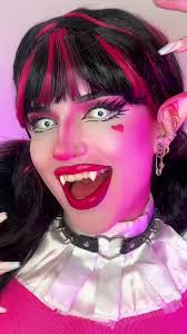 Monster High Makeup: Draculaura Transformation