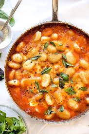 Decouvrez Les Gnocchis Tomates Basilic Shar Eat Shareat Pasta Yum Yummy Italian Food Basilic Food Cool M Recette Gnocchi Cuisine Italienne Recettes De Cuisine