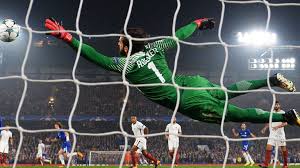 Последние твиты от alisson becker (@alissonbecker). Reds Sign Alisson Becker Will Big Money Make A Difference Hifi Public