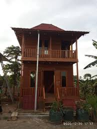 Desain rumah 2 lantai material kayu. D Rumah Kayu Rumah Bongkar Pasang Ukuran 4x4 2 Tingkat Facebook