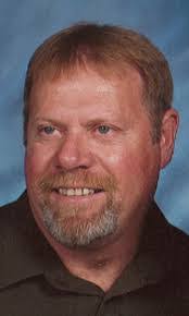 Travis Weir's Instagram, Twitter & Facebook