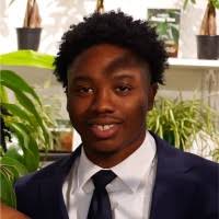 2200+ perfiles de «Hyppolite»