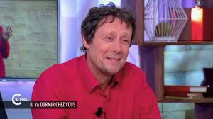 Pour les articles homonymes, voir maximy. Antoine De Maximy S Incruste Chez C A Vous 03 04 2015 Youtube