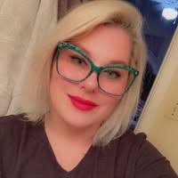 40+ perfiles de «Conner»