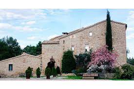 El hotel romántico faro de punta cumplida es un uno de los más antiguos de españa. La Garriga De Castelladral Ein Boutiquehotel In Castelladral Seite