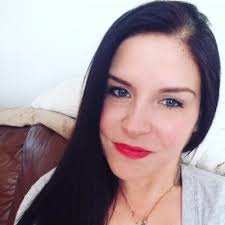 Vicky Déry (@pinkyloca13)